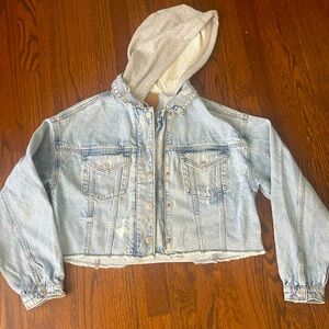 American Eagle Cropped Jean Jacket
